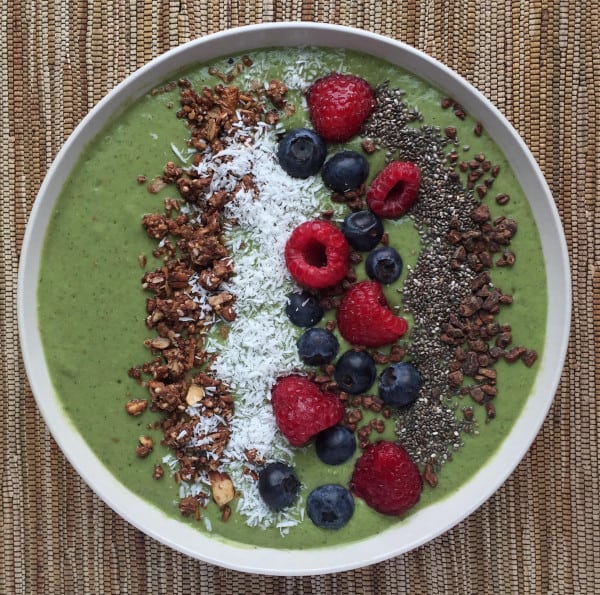 smoothie bowl - Valentine's Meals