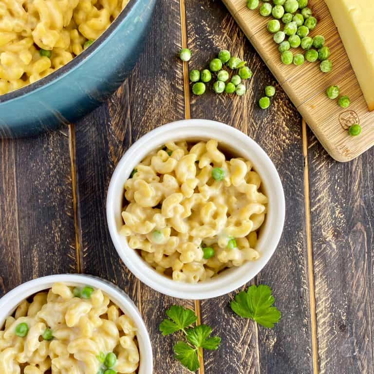 Gouda Mac & Cheese with Peas!