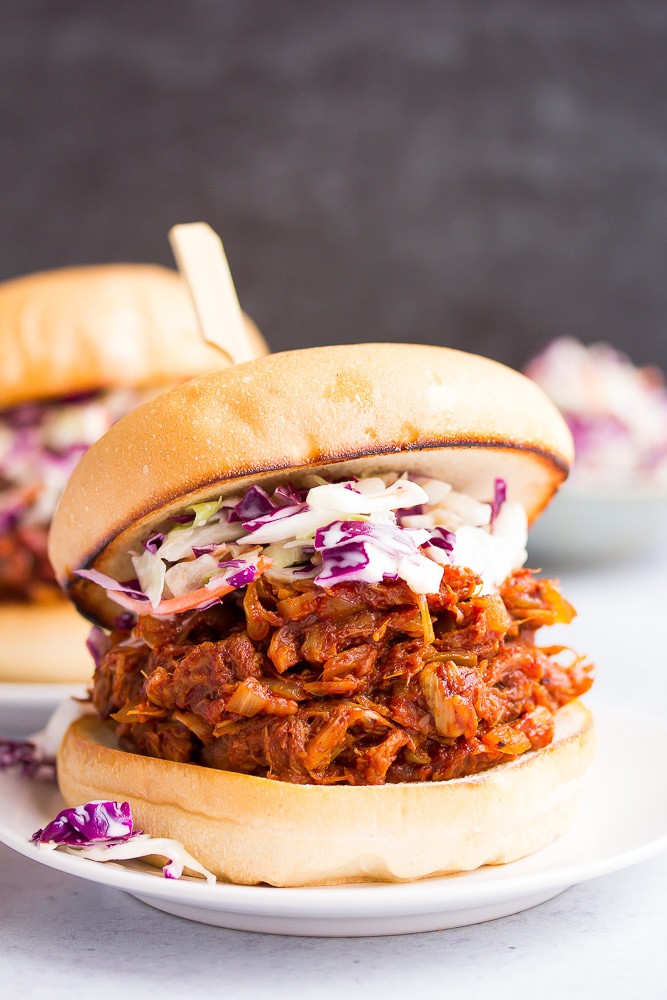 Pulled pork sandwich - easy sandwich recipes 