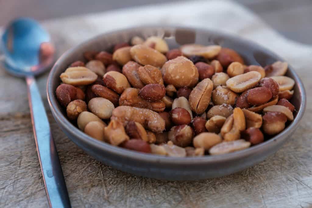 trail mix nuts protein and fibre snack