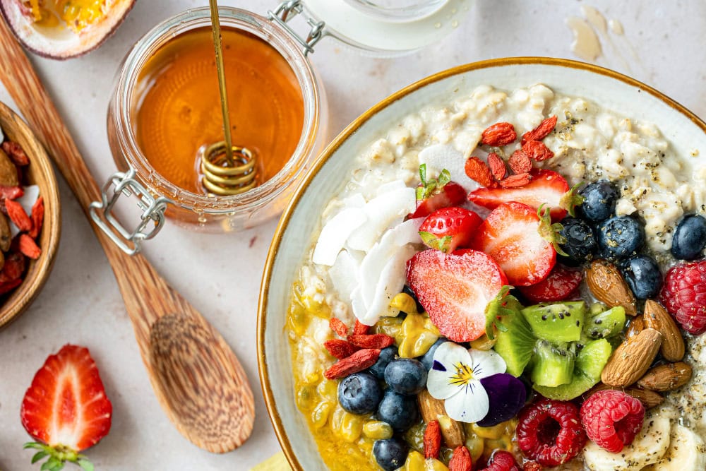 oatmeal bowl fruits