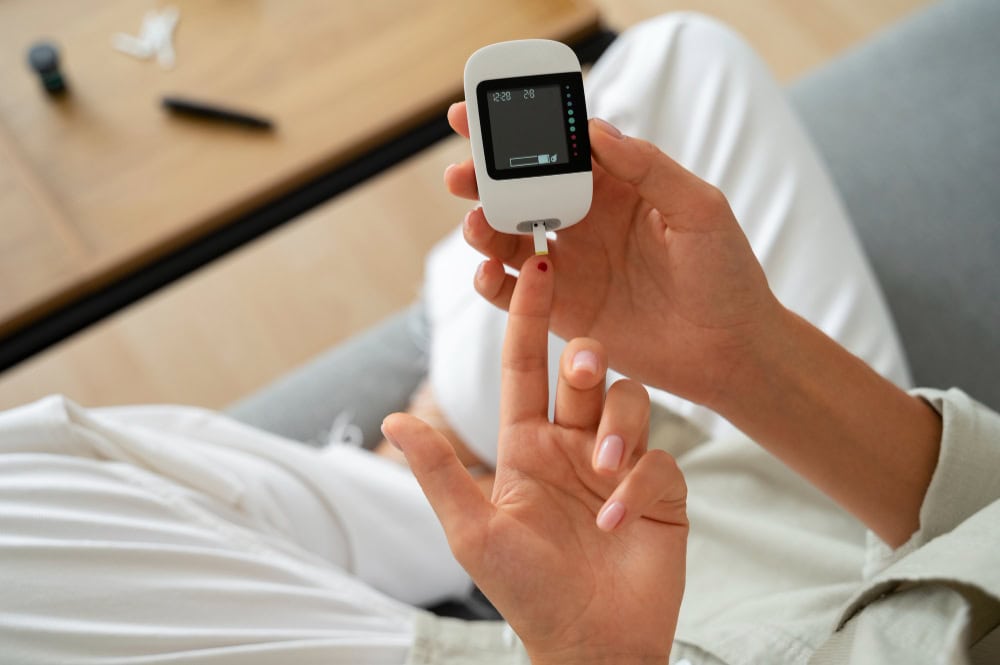blood glucose testing blood sugar GLP-1 increasing foods