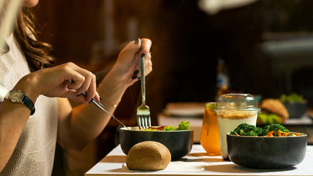 mindful eating - GLP-1 lifestyle